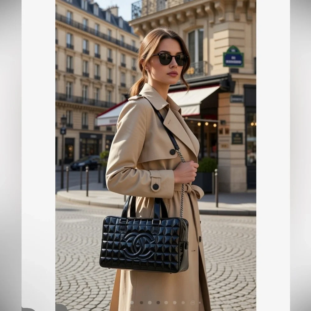 Chanel Patent Chocolate Bar Bag - Picture 7 of 13